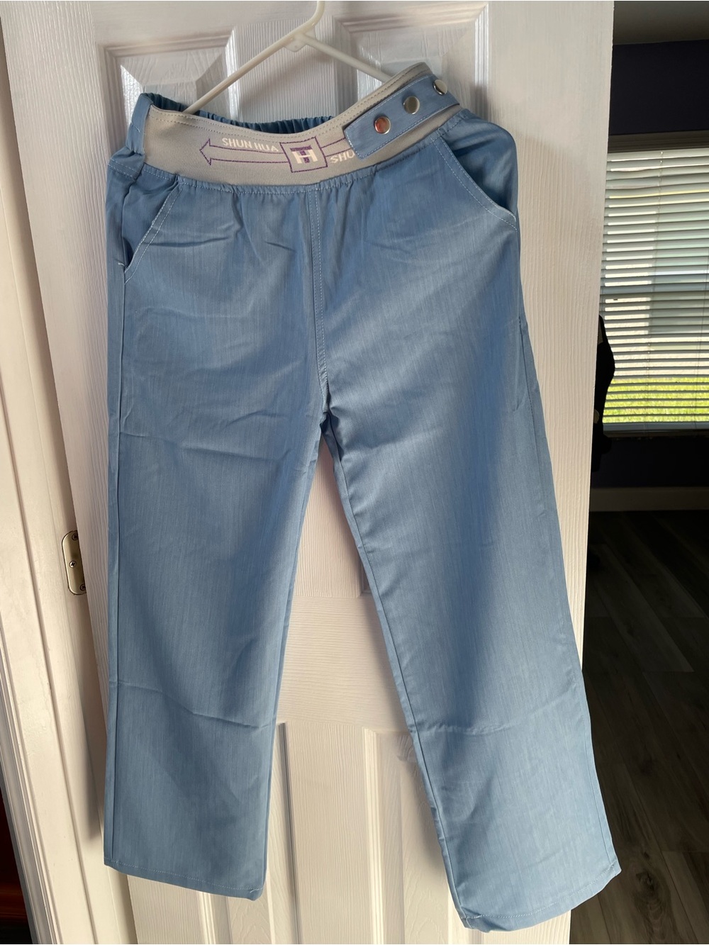 Light Blue Scrub Pants size M